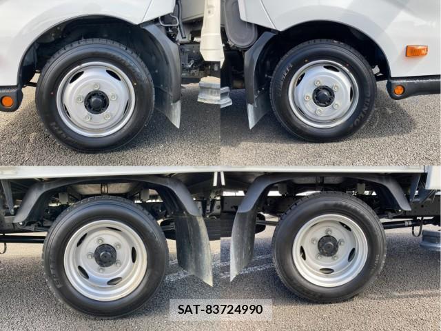 Hino DUTRO 2019-05 8874185-19