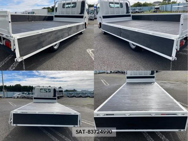 Hino DUTRO 2019-05 8874185-7