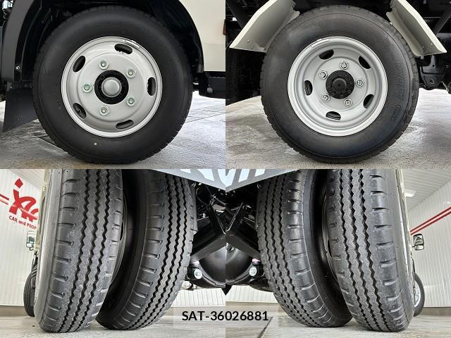 Hino DUTRO 2026-01 8875857-10