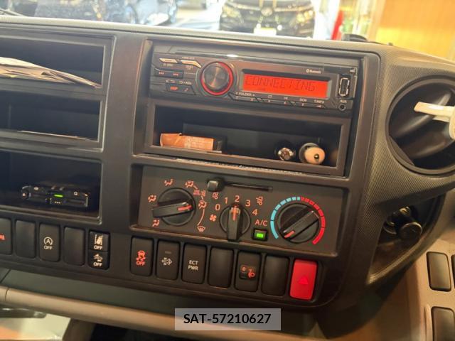 Toyota DYNA TRUCK 2024-08 8873658-7