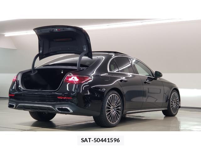 Mercedes Benz E-CLASS 2025-11 8872769-16