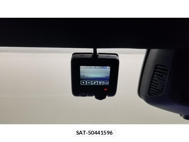 Mercedes Benz E-CLASS 2025-11 8872769-2