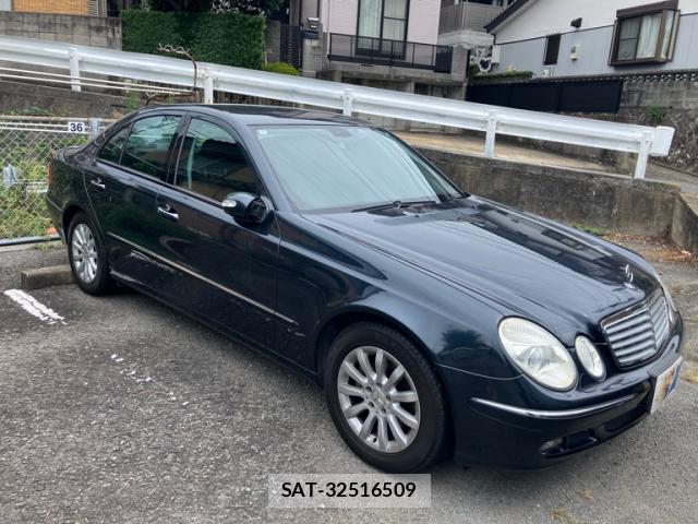Mercedes Benz E-CLASS 2006-03 8873433-1