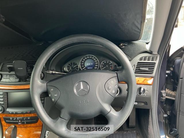 Mercedes Benz E-CLASS 2006-03 8873433-16
