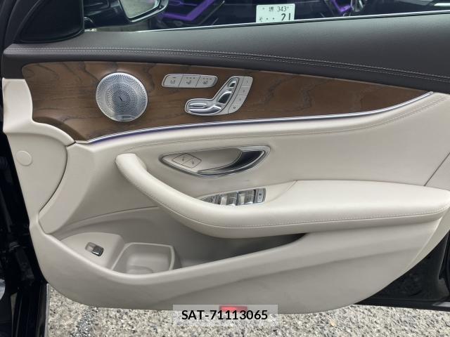 Mercedes Benz E-CLASS 2018-05 8874061-13