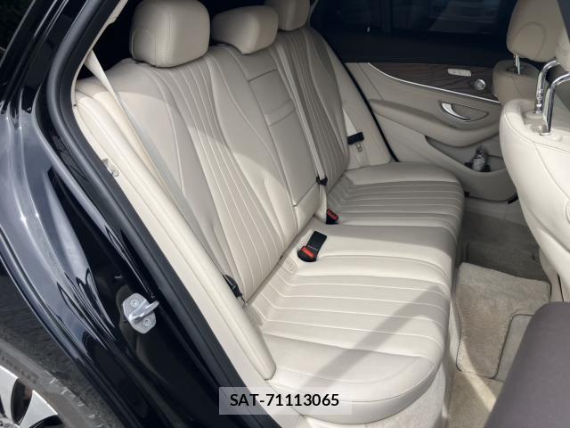 Mercedes Benz E-CLASS 2018-05 8874061-5