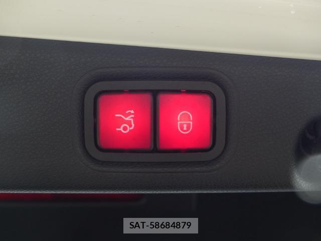 Mercedes Benz E-CLASS 2019-09 8874183-10