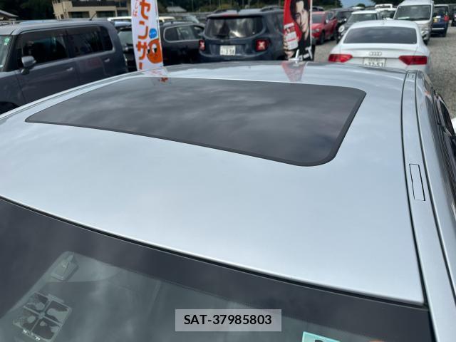 Mercedes Benz E-CLASS 2010-02 8875746-12