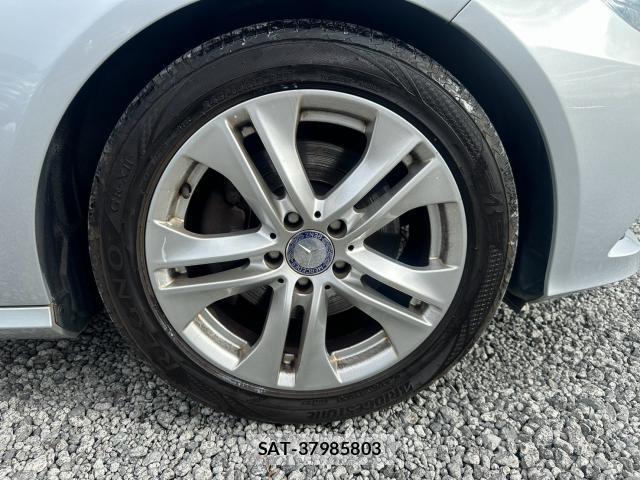 Mercedes Benz E-CLASS 2010-02 8875746-13