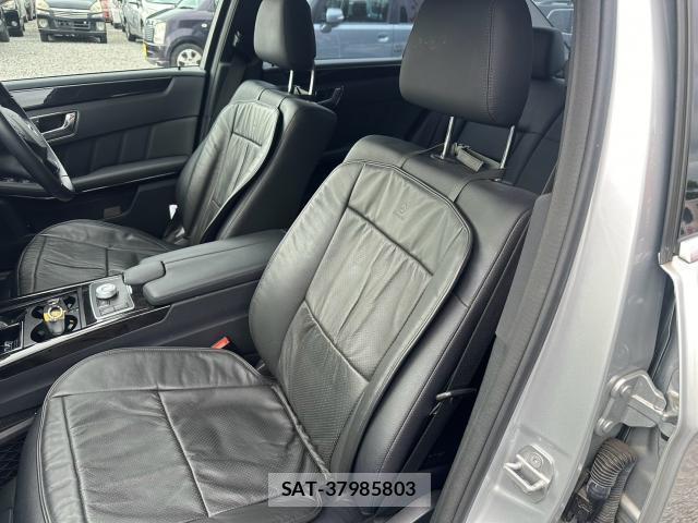 Mercedes Benz E-CLASS 2010-02 8875746-19