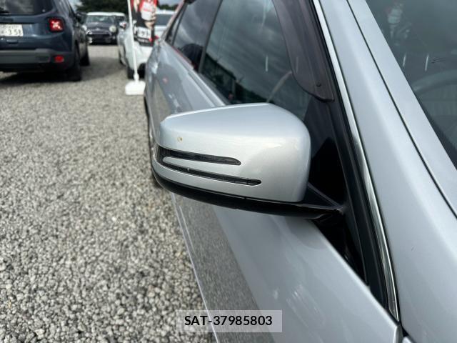 Mercedes Benz E-CLASS 2010-02 8875746-8