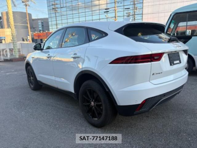 Jaguar E-PACE 2019-03 8874139-5