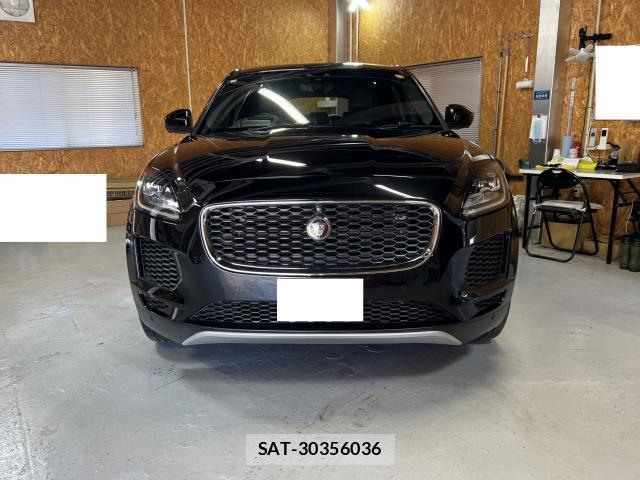 Jaguar E-PACE 2018-05 8875396-4