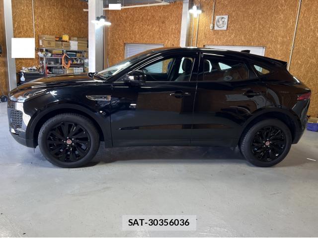Jaguar E-PACE 2018-05 8875396-5