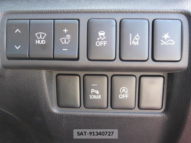 Mitsubishi ECLIPSE CROSS 2018-05 8873843-13
