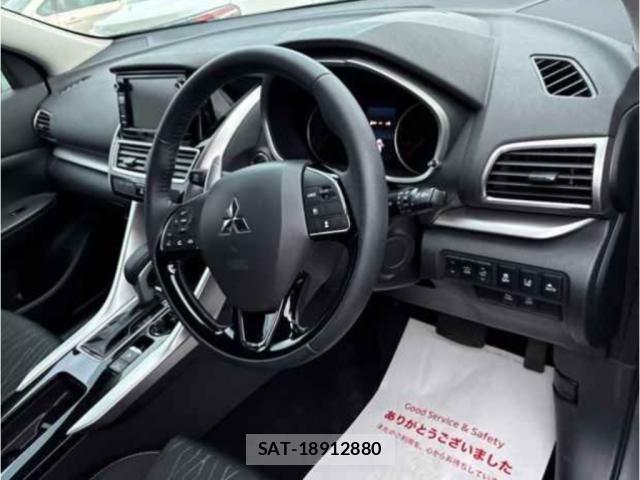 Mitsubishi ECLIPSE CROSS 2019-08 8875217-2