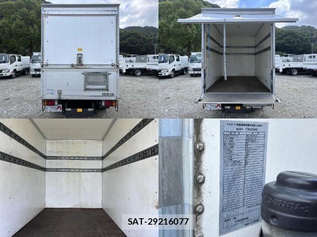 Isuzu ELF TRUCK 2011-08 8873058-5