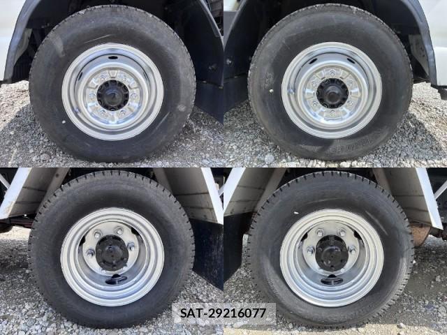 Isuzu ELF TRUCK 2011-08 8873058-9