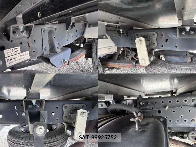 Isuzu ELF TRUCK 2017-08 8873060-13