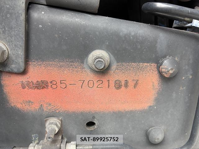 Isuzu ELF TRUCK 2017-08 8873060-14