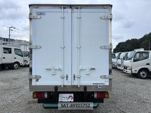 Isuzu ELF TRUCK 2017-08 8873060-3