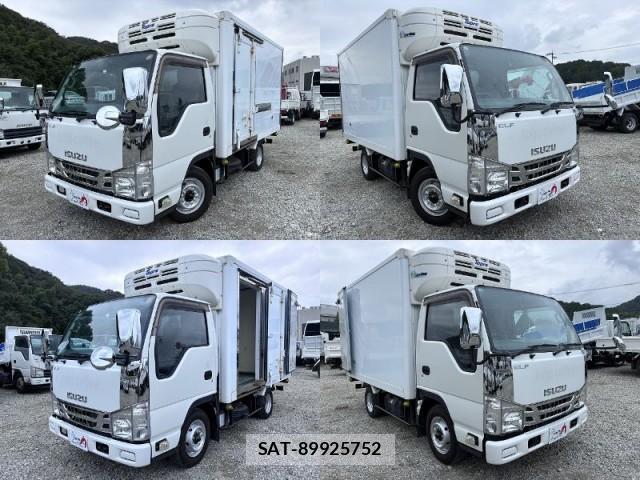 Isuzu ELF TRUCK 2017-08 8873060-5