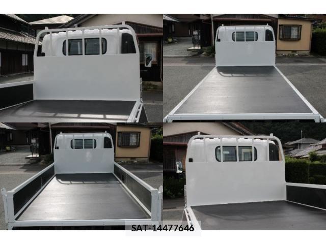 Isuzu ELF TRUCK 2018-01 8873818-13