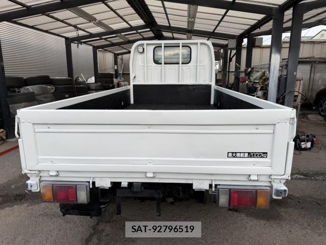 Isuzu ELF TRUCK 2014-03 8874047-3