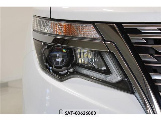 Nissan ELGRAND 2022-06 8872657-16
