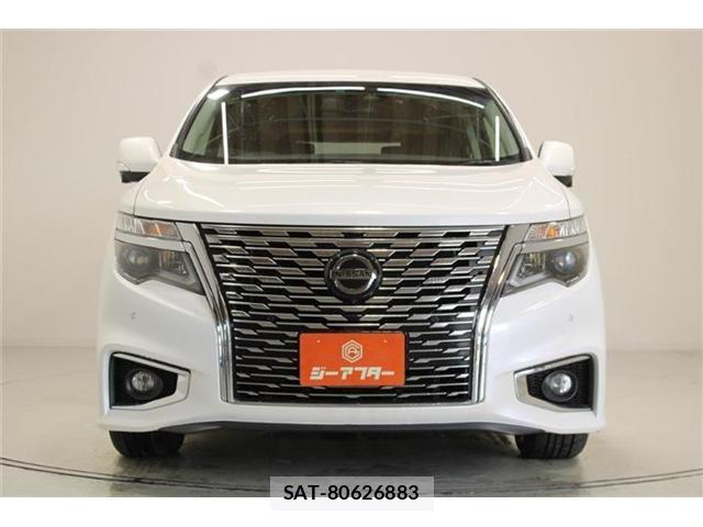 Nissan ELGRAND 2022-06 8872657-6