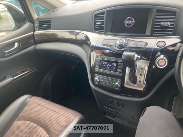 Nissan ELGRAND 2011-07 8873296-14