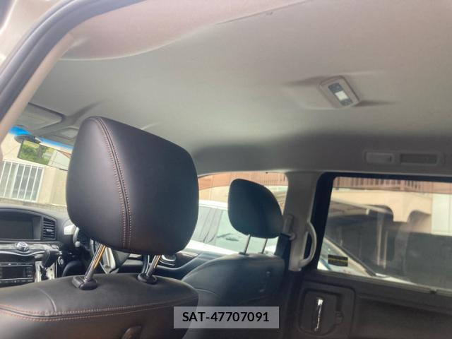 Nissan ELGRAND 2011-07 8873296-3