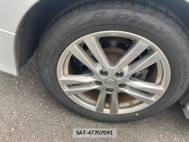 Nissan ELGRAND 2011-07 8873296-4
