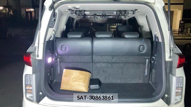 Nissan ELGRAND 2013-09 8873416-14