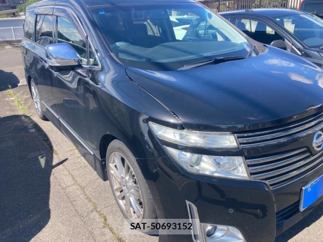 Nissan ELGRAND 2010-08 8873466-1