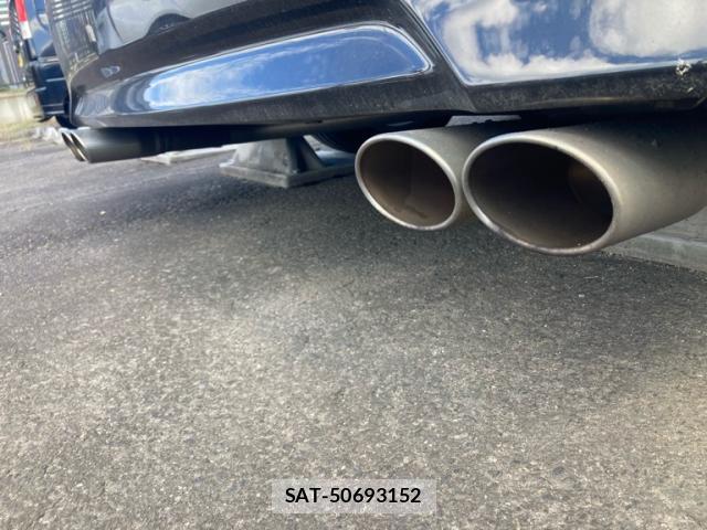Nissan ELGRAND 2010-08 8873466-11