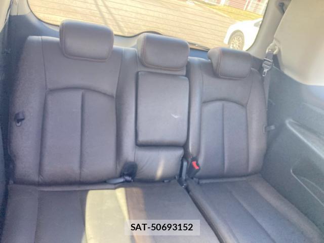Nissan ELGRAND 2010-08 8873466-18