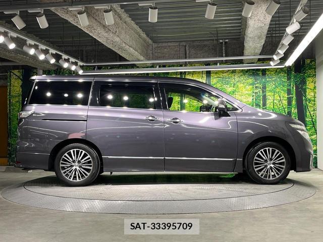 Nissan ELGRAND 2017-09 8873741-16