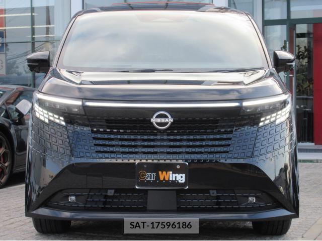 Nissan ELGRAND 2026-08 8873750-1