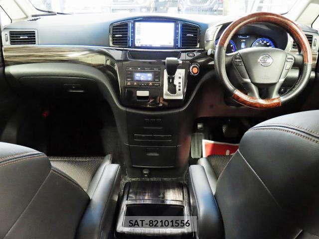 Nissan ELGRAND 2014-02 8874670-10