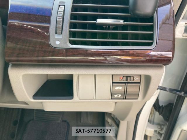 Honda ELYSION 2004-06 8874957-16
