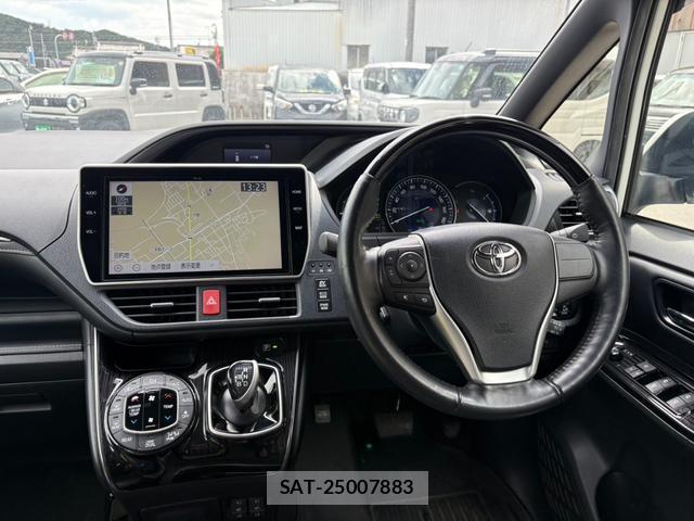 Toyota ESQUIRE 2020-03 8872919-17