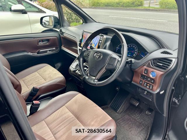 Toyota ESQUIRE 2018-11 8873086-19