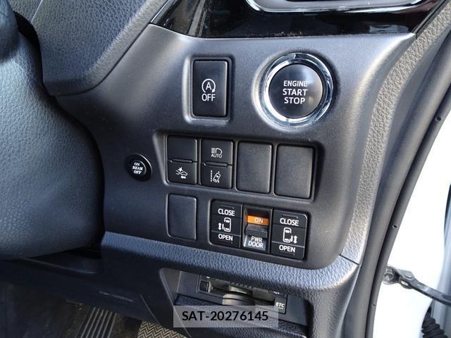 Toyota ESQUIRE 2018-03 8874046-6
