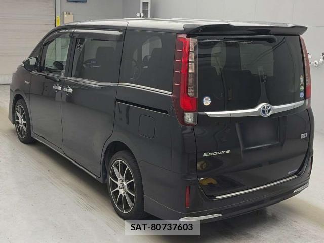 Toyota ESQUIRE 2015-11 8874551-1