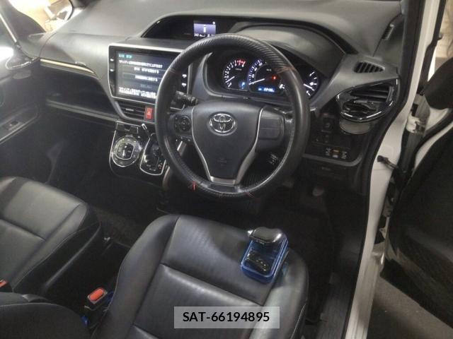 Toyota ESQUIRE 2017-02 8874795-2
