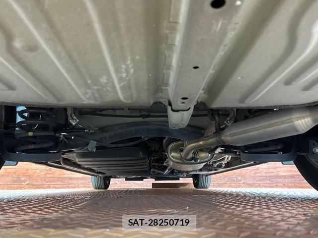 Toyota ESQUIRE 2017-12 8874852-18