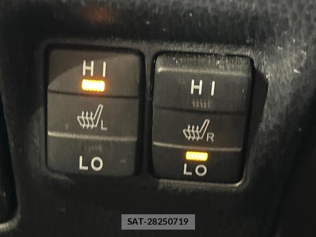 Toyota ESQUIRE 2017-12 8874852-5
