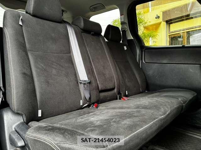 Toyota ESQUIRE 2015-09 8875034-7