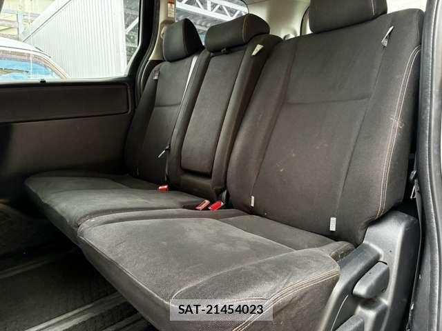 Toyota ESQUIRE 2015-09 8875034-8